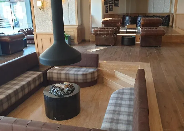 Free в св. иван рилски - сладък дом сред лукс 班斯科