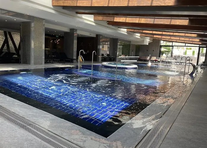 Free в св. иван рилски - сладък дом сред лукс 班斯科