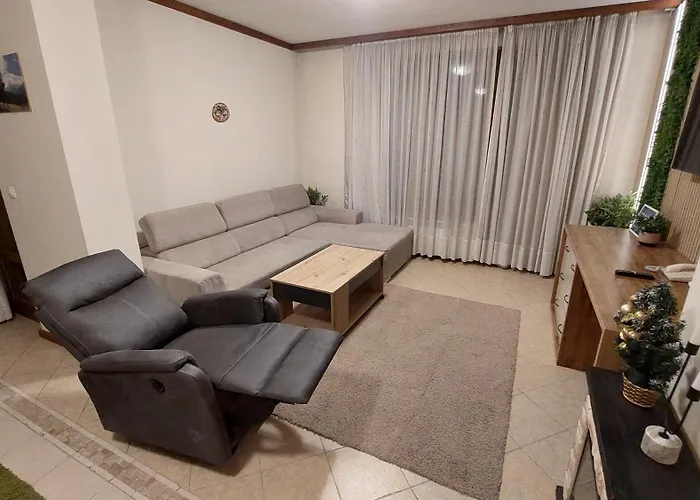 Free в св. иван рилски - сладък дом сред лукс 班斯科